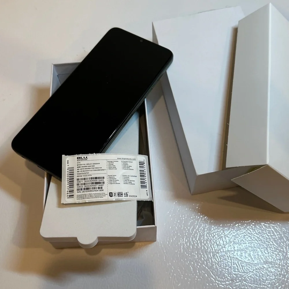 Blu G73L smart phone 4G green 64GB